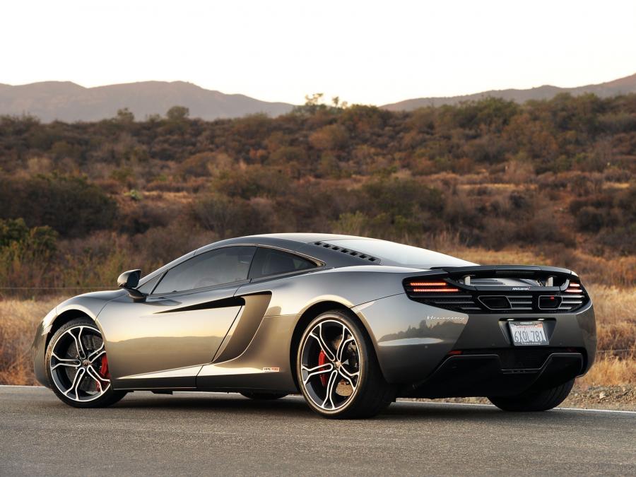  McLaren MP4-12C HPE700 by Hennessey 2013 года  (фото 4 из 8)